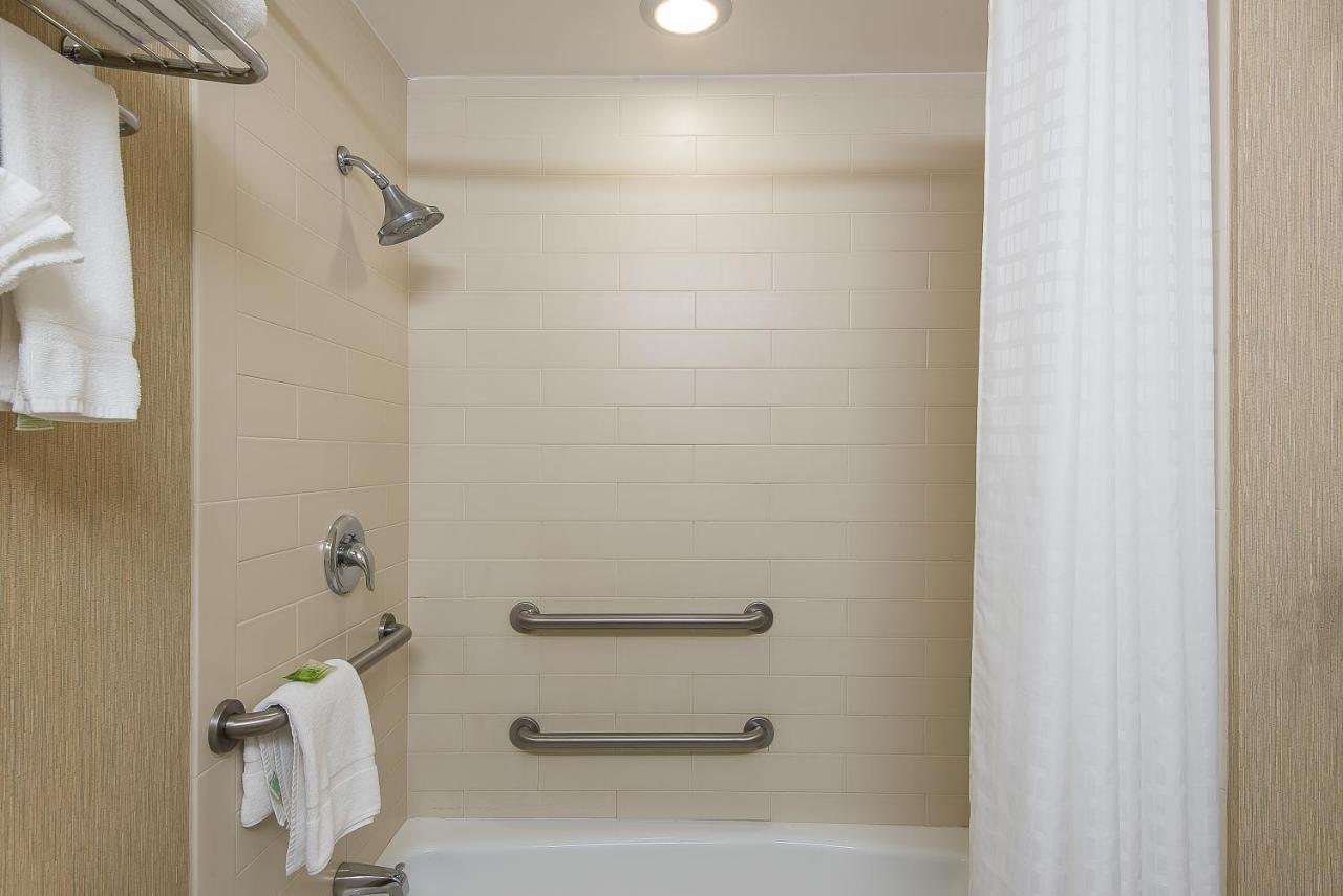 Express Princeton Southeast By Ihg