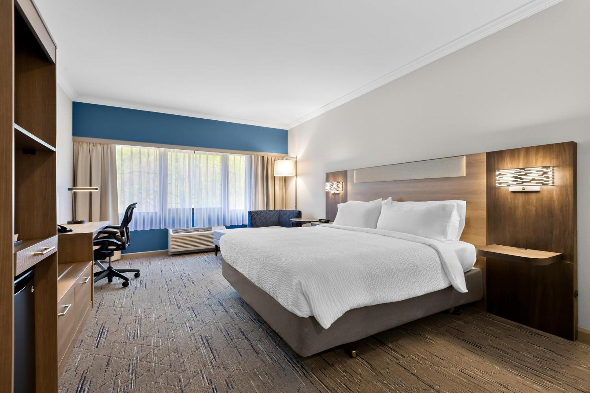 Express Princeton Southeast By Ihg Hotel 3*